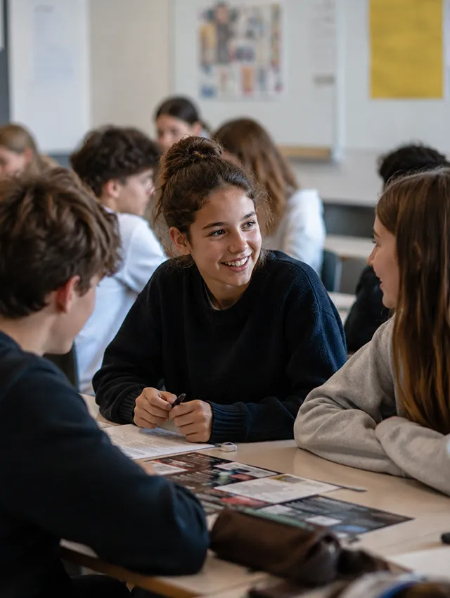 Élèves participant au Serious Game So Lead Heart, une enquête pédagogique pour sensibiliser au harcèlement scolaire